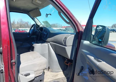 2005 Ford E-150 Commercial/Recreational из США, поврежденный, VIN 1FTRE14W85HB45650